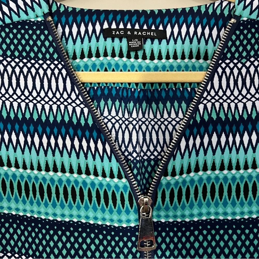 Quarter Zip Patterned Top - Picture 2 of 3